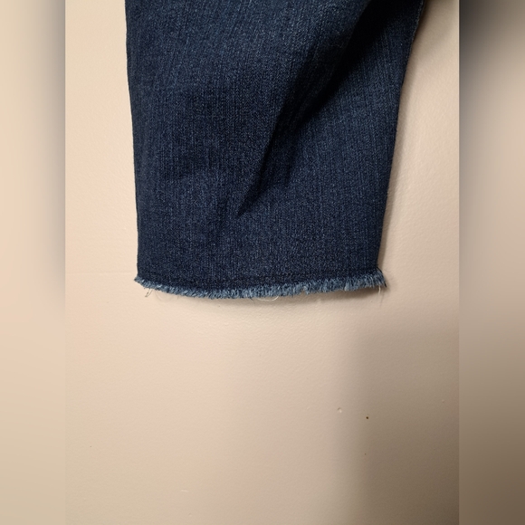 ROCAWEAR Jean Denim Shorts Jorts Logo Embroidered / Embellished Leg - Picture 11 of 13